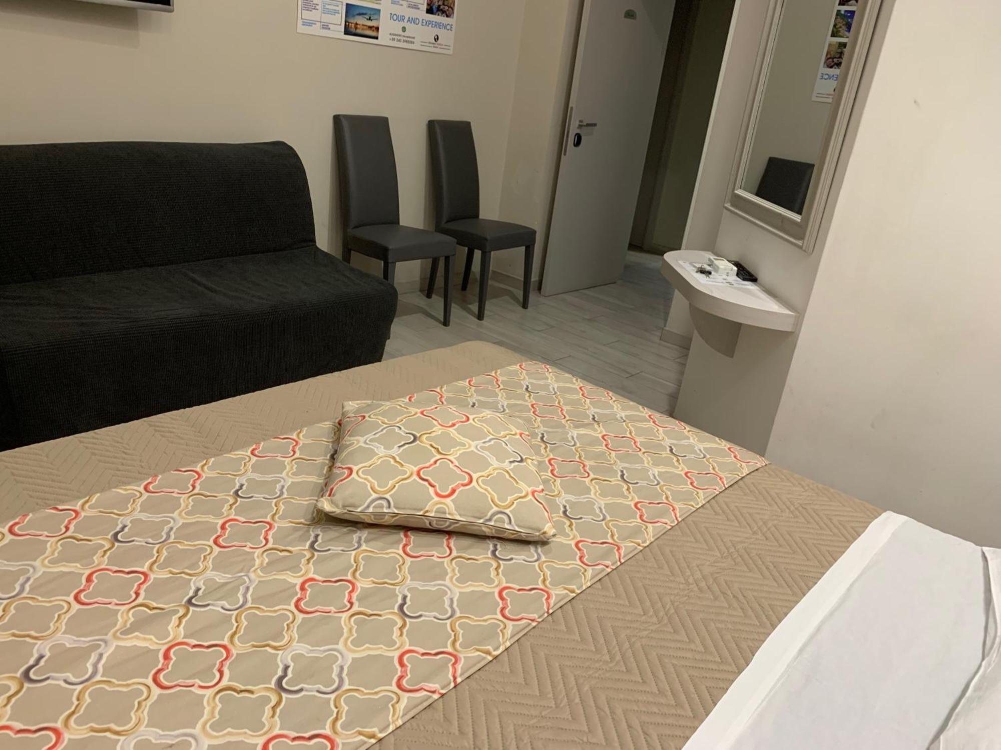 Residenza Suarez Bed & Breakfast Napoli Exterior foto