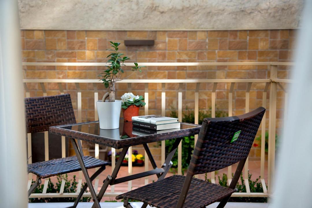 Residenza Suarez Bed & Breakfast Napoli Exterior foto